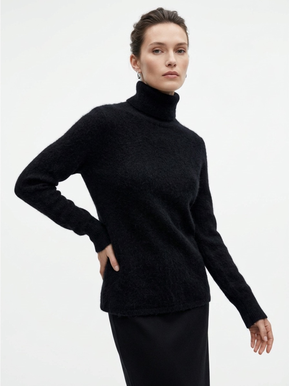 PURE CASHMERE TURTLE NECK SWEATER